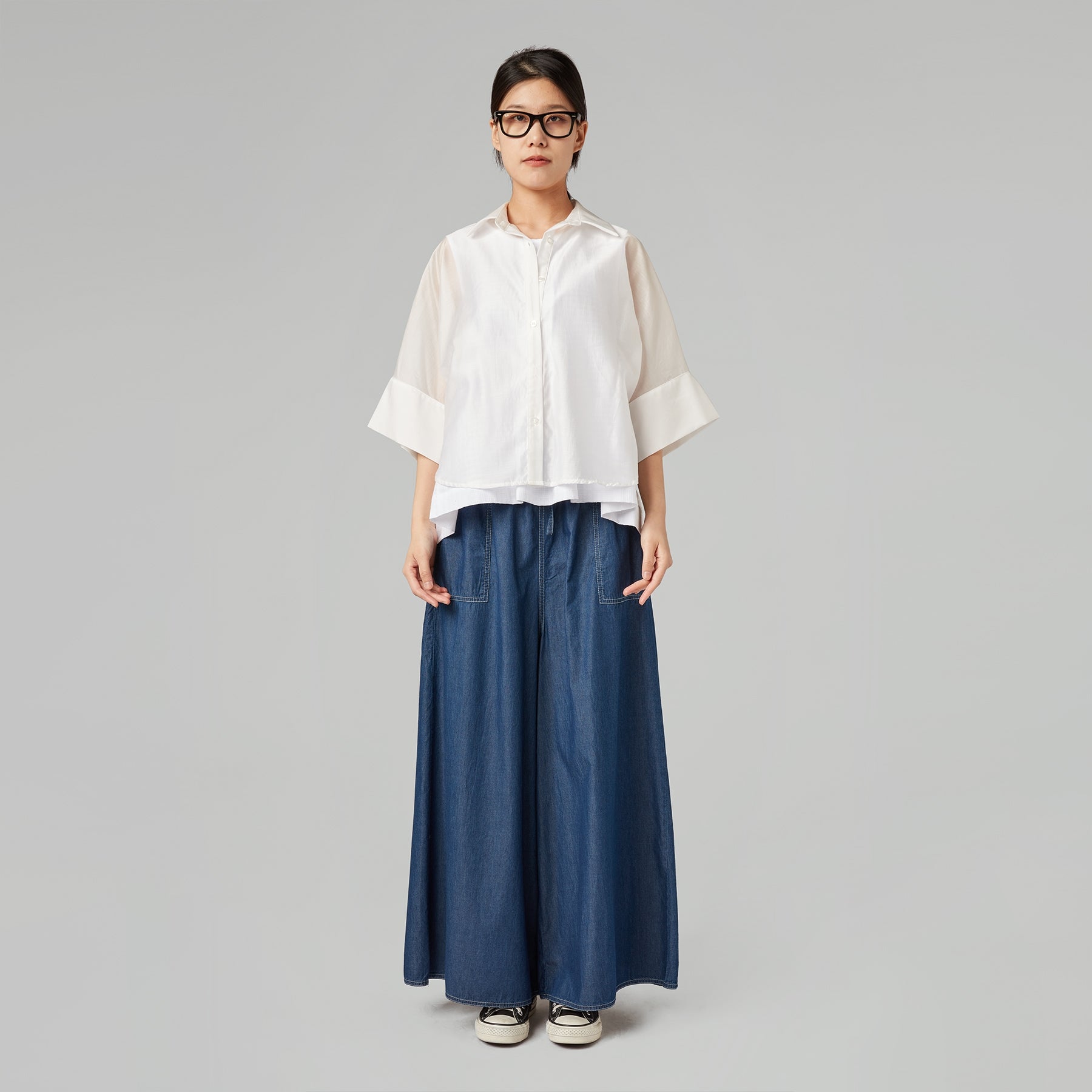 CROP FIT SEMI-SHEER SHIRT OFF WHITE