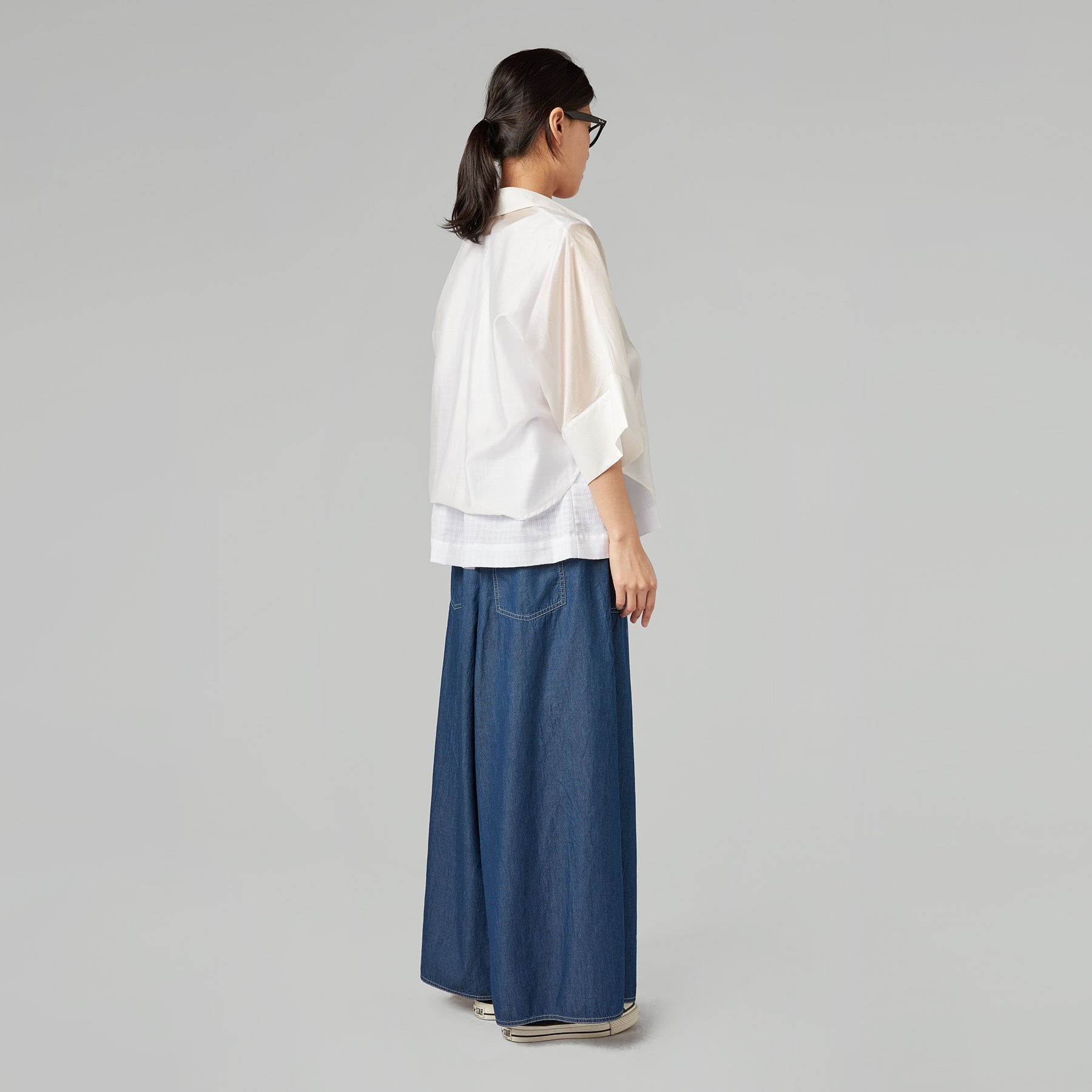 CROP FIT SEMI-SHEER SHIRT WHITE