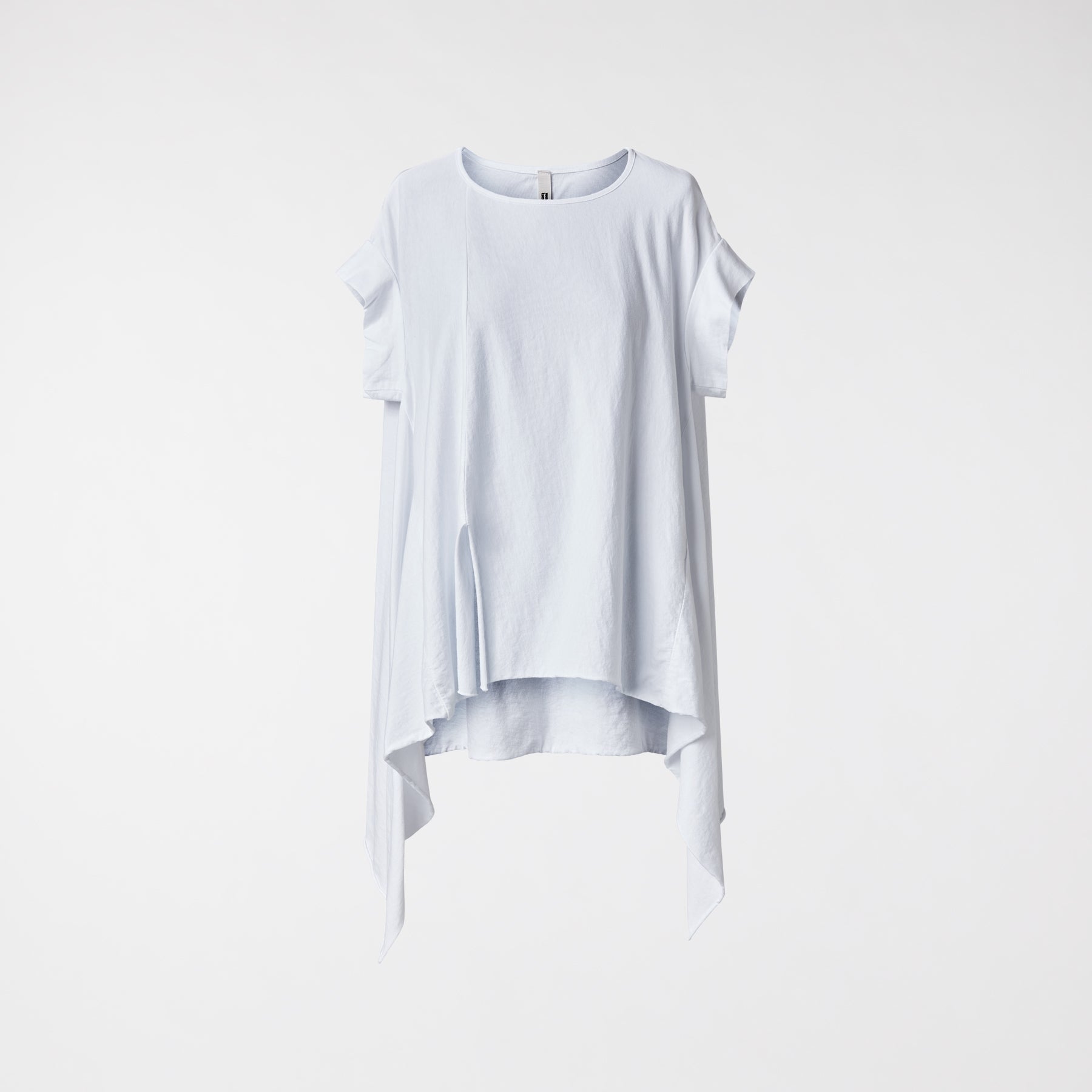 T-SHIRT POINTU SUR LES CÔTÉS