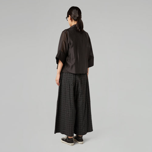 CROP FIT SEMI-SHEER SHIRT BLACK