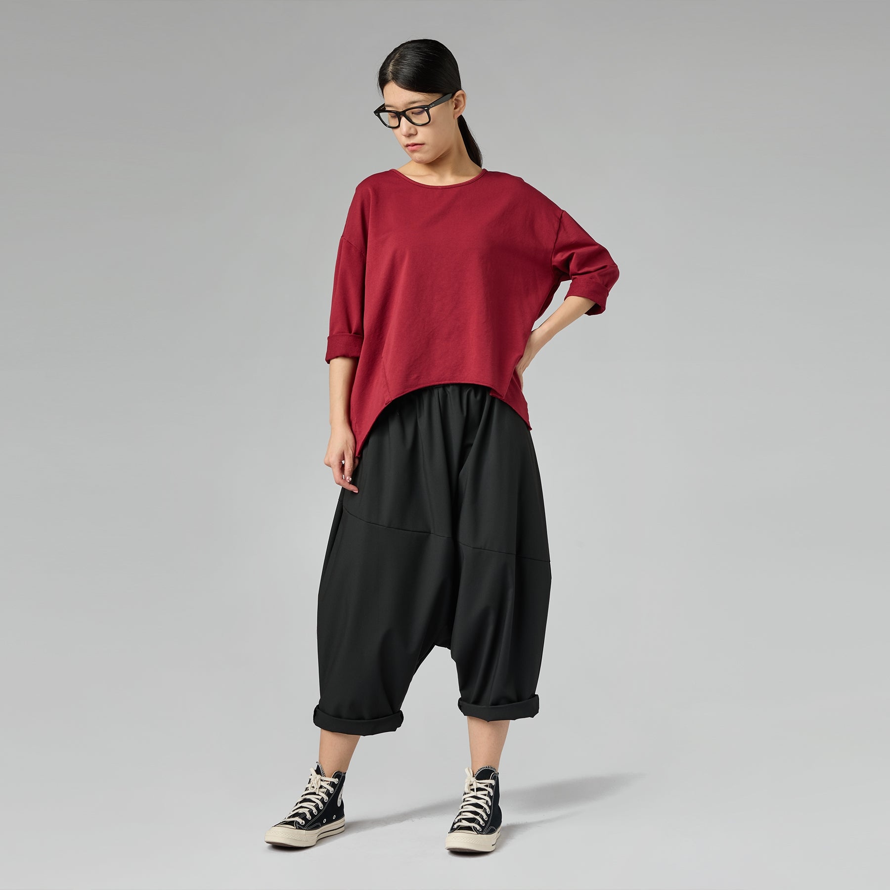 SWEATSHIRT WITH BACK SPLIT