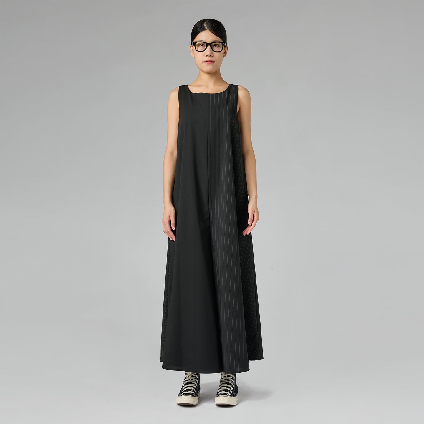 SUIT IN TWO FABRICS