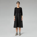 VESTIDO CON PLIEGUES EN LA CINTURA