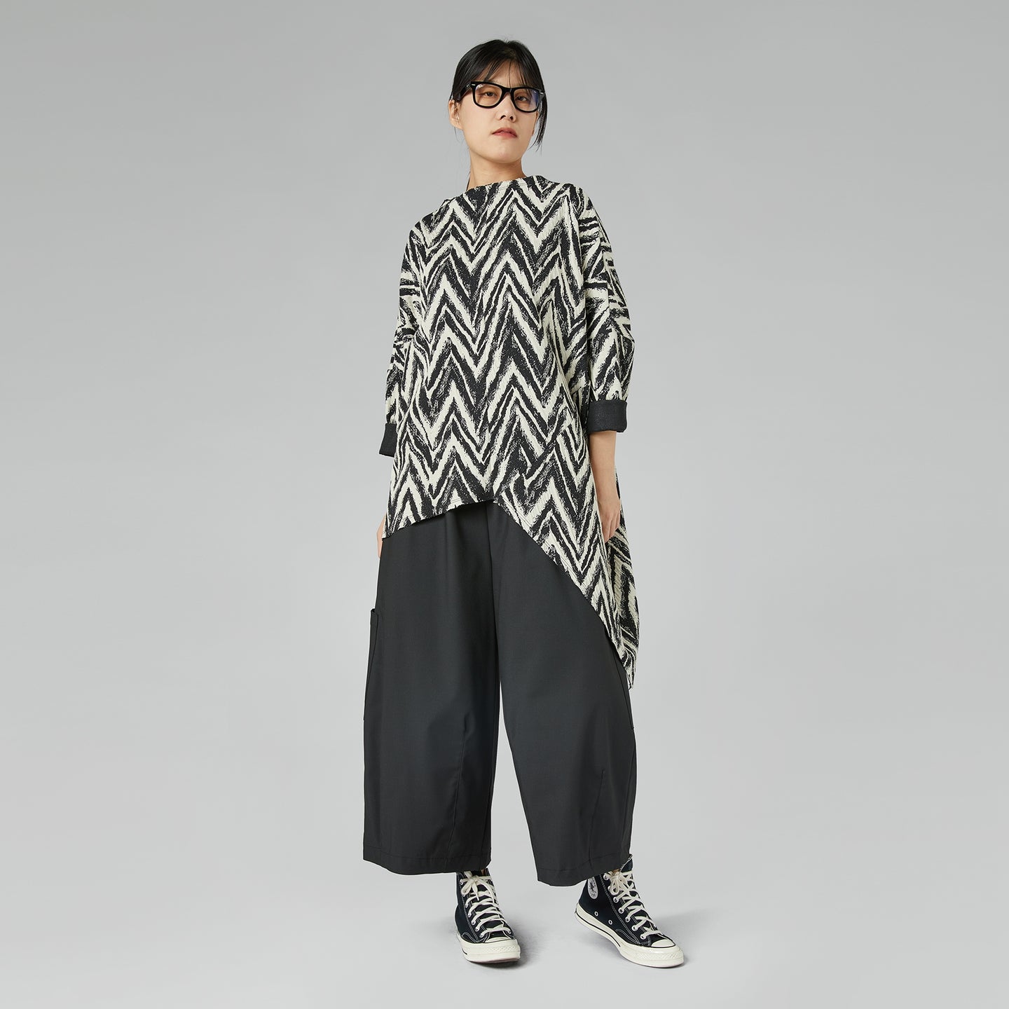 WIDE TROUSERS WITH POCKETS BLACK