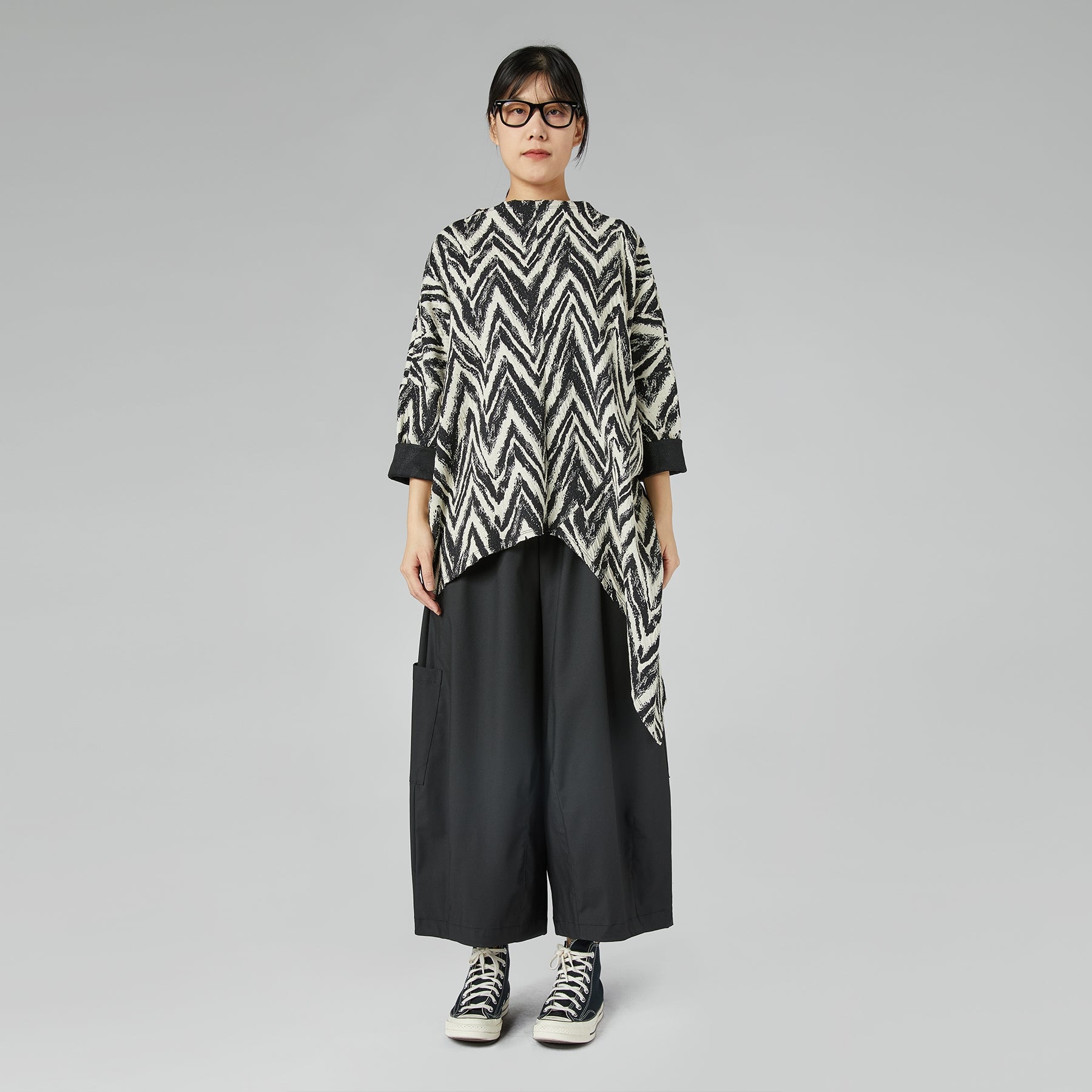 PANTALÓN ANCHO CON ELÁSTICO GRIS