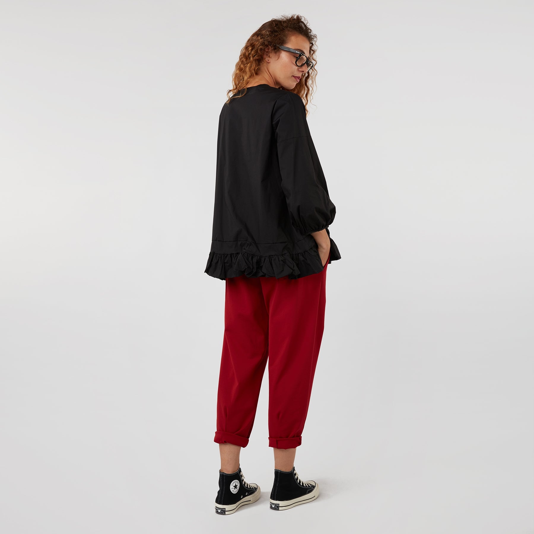PANTALON À pliures aux chevilles ROUGE