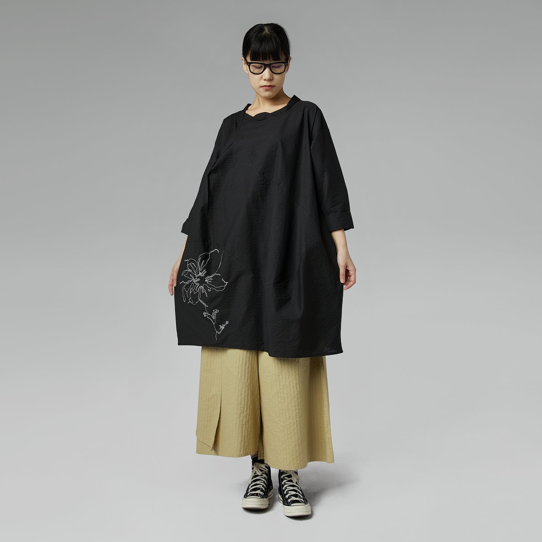 PANTALONI IN TESSUTO DI COTONE SEERSUCKER NERO