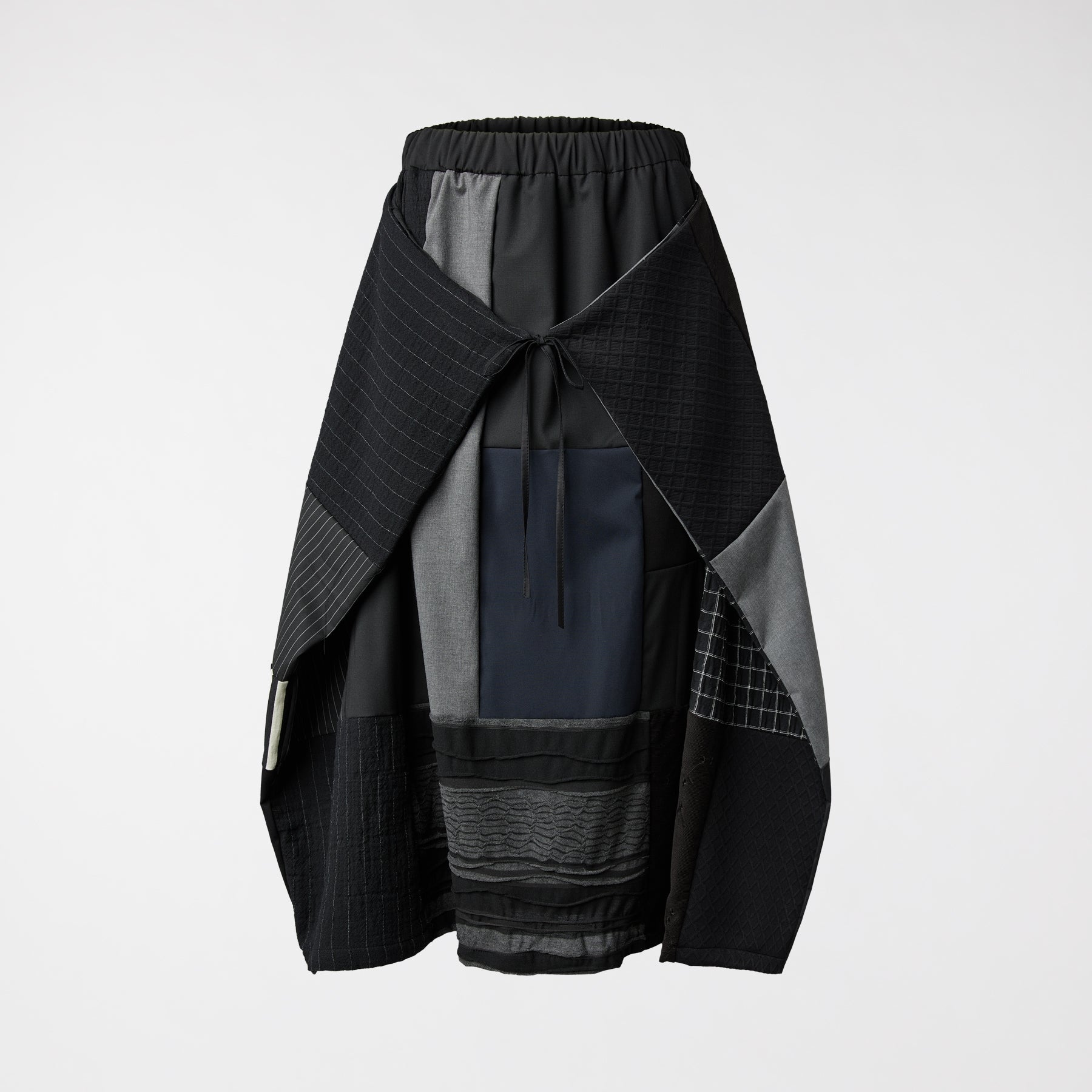 WALLET SKIRT IN PATCHWORK FABRIC