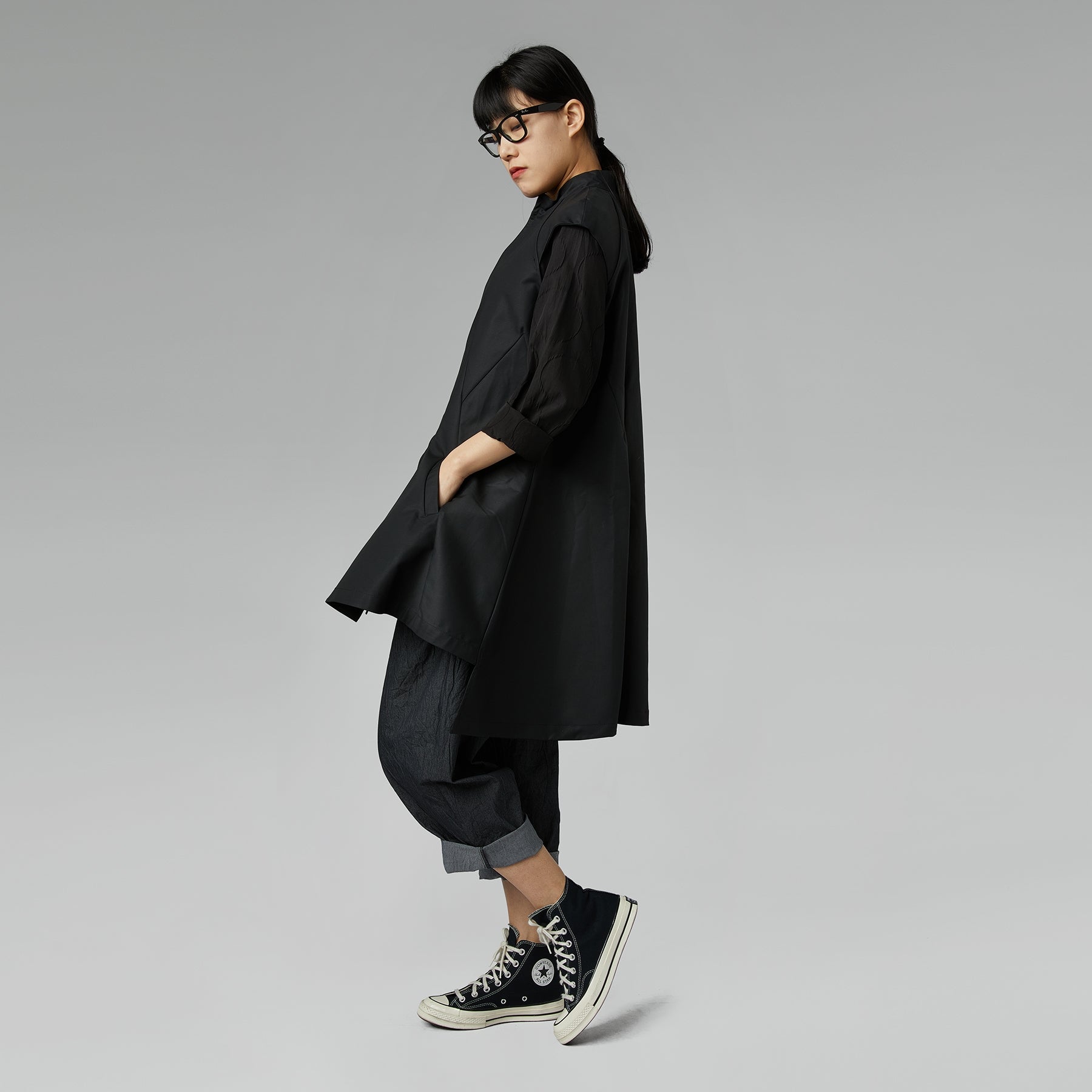 VEST IN COTTON FABRIC WITH ZIP BLACK