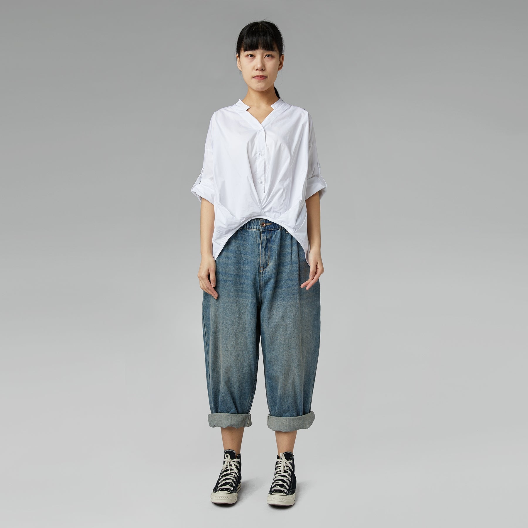 BLUZKA Z DEKOLTEM DRABINKOWYM BIAŁA