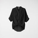BLUSA CON SCOLLO A SCALETTA NERA