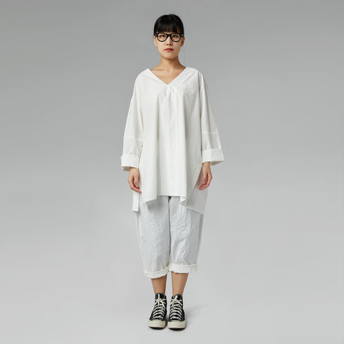 BLUSA LUNGA CON SCOLLO A V NERA