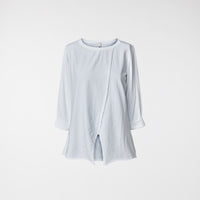 T-SHIRT CON SPACCO BIANCA