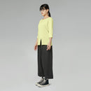 T-SHIRT CON SPACCO BIANCA