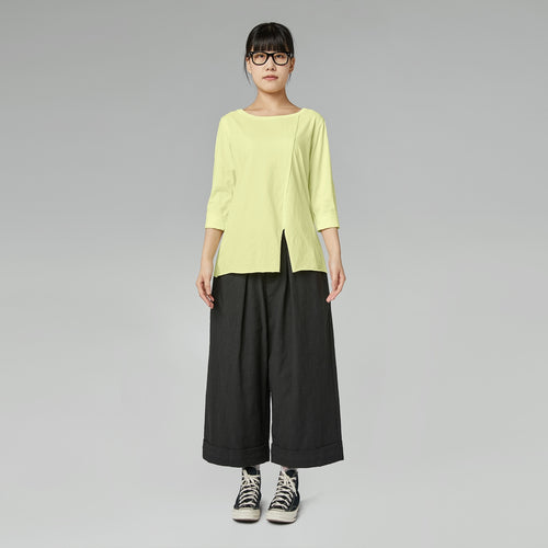 T-SHIRT CON SPACCO BIANCA