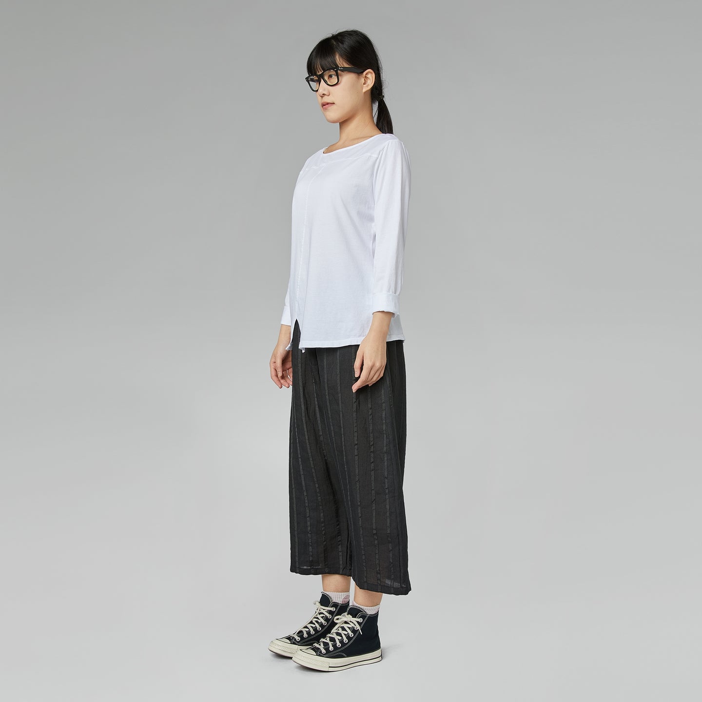 COTTON T-SHIRT WITH SPLIT BLACK