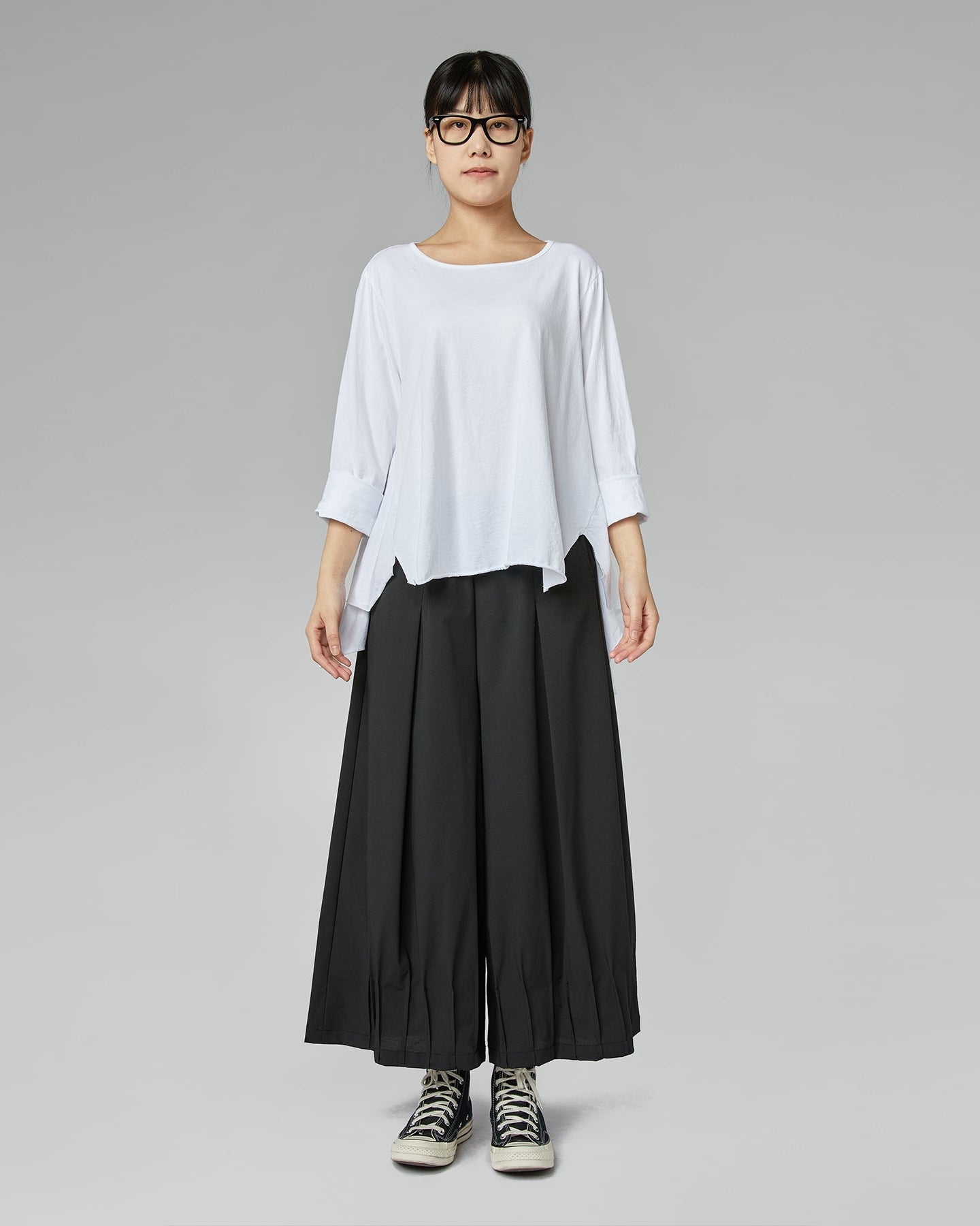 BAUMWOLL-T-SHIRT MIT SEITENSCHLITZEN