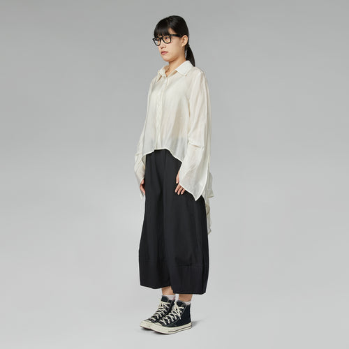 LIGHTWEIGHT SHIRT WITH RUFFLES ON THE BACK