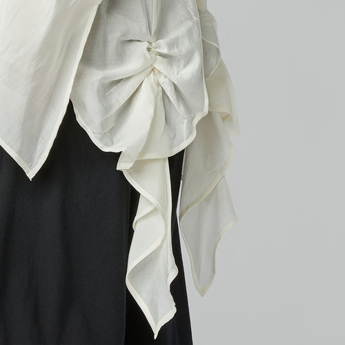 LIGHTWEIGHT SHIRT WITH RUFFLES ON THE BACK