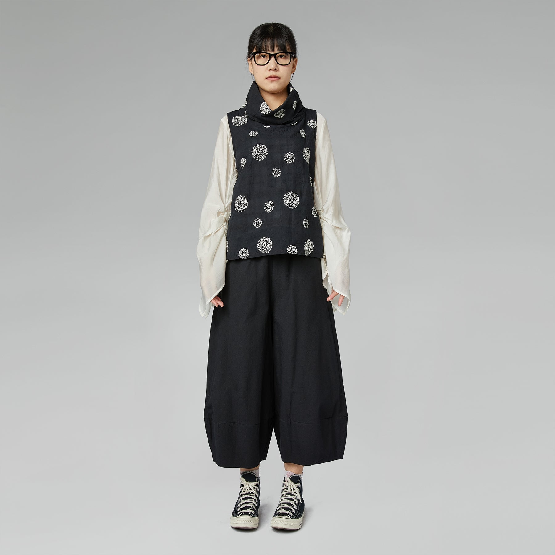 LIGHTWEIGHT SHIRT WITH RUFFLES ON THE BACK