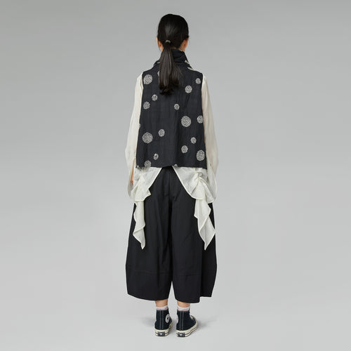 LIGHTWEIGHT SHIRT WITH RUFFLES ON THE BACK
