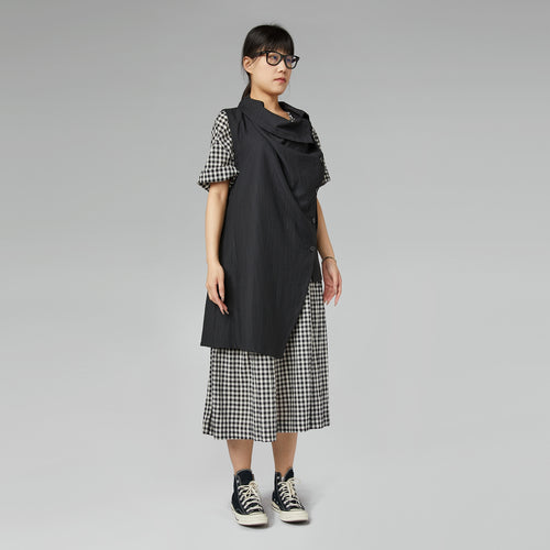 ASYMMETRICAL VEST IN MELANGE BLACK