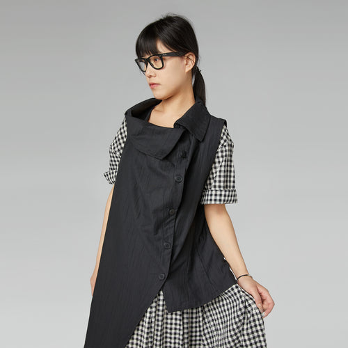 ASYMMETRICAL VEST IN MELANGE BLACK