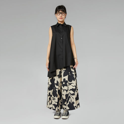 SLEEVELESS SHIRT WITH WALLET CLOSURE