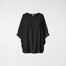 CAMISETA DE MANGA DE MURCIÉLAGO NEGRO