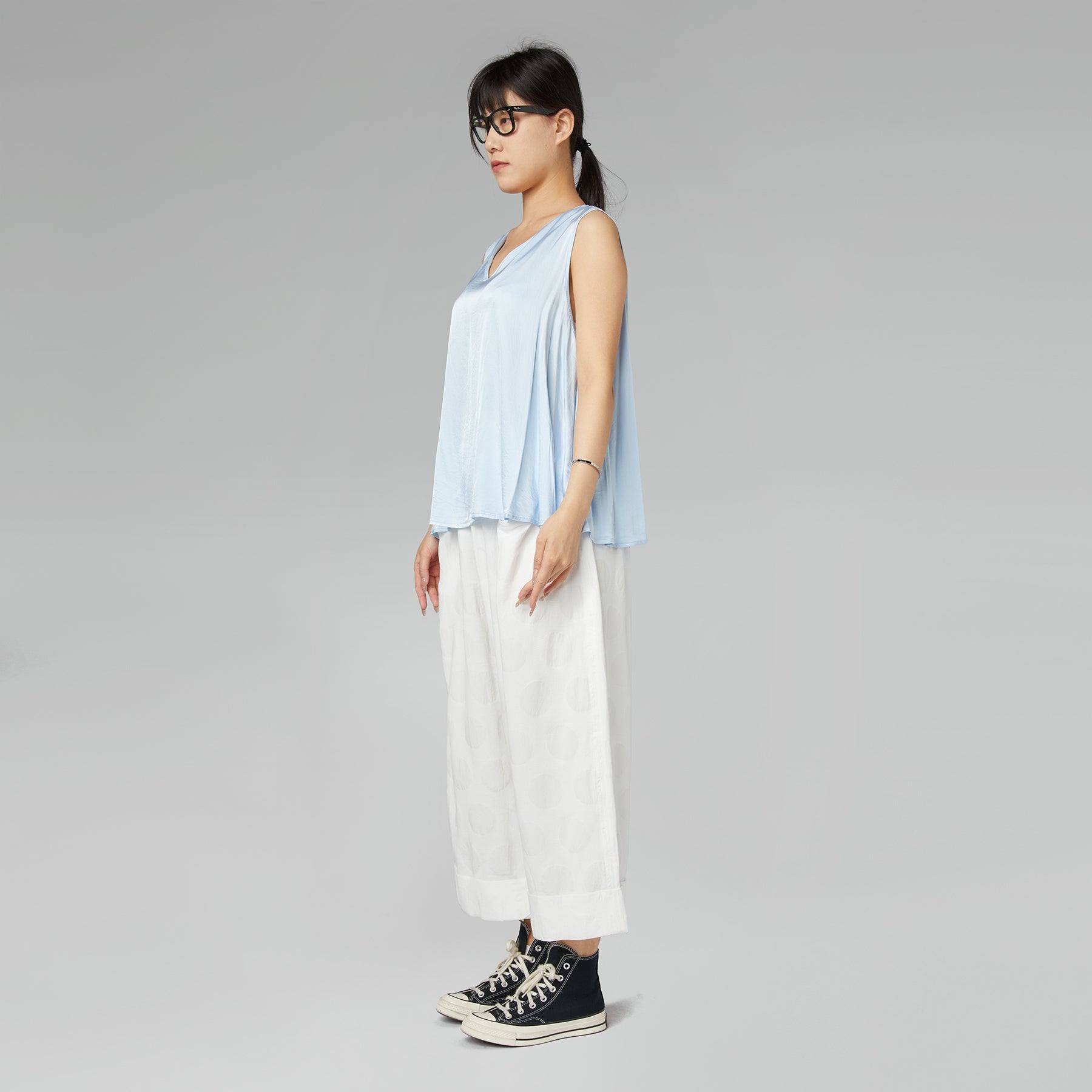 RAYON BLEND SATIN TOP WITH V-NECK BLUE