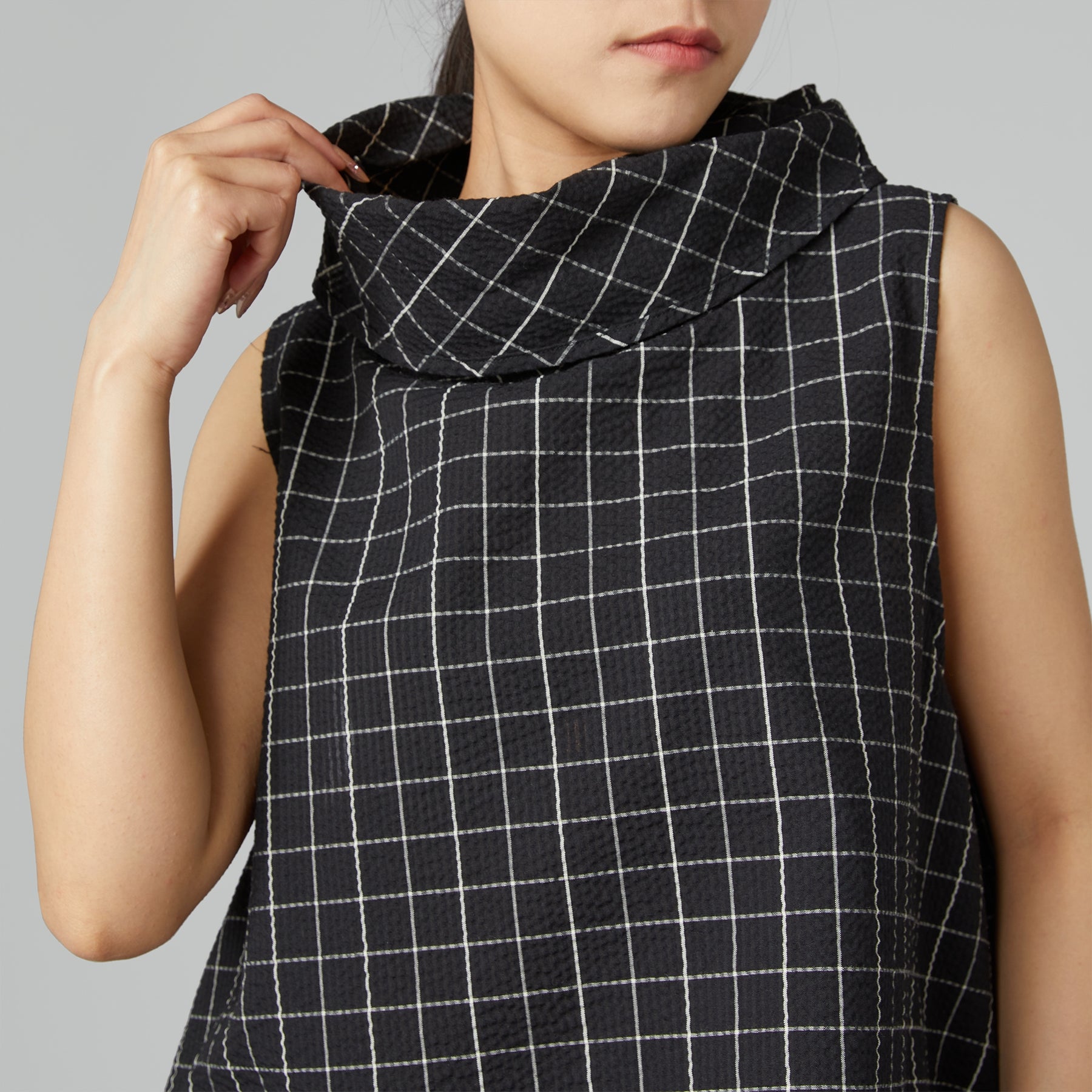 TOP A CARREAUX NOIR