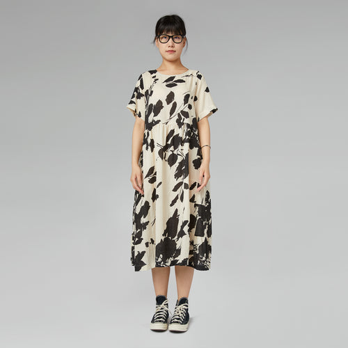 ROBE EN TISSU MÉLANGÉ VISCOSE AVEC IMPRIMÉ FLORAL