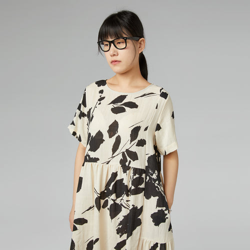 ROBE EN TISSU MÉLANGÉ VISCOSE AVEC IMPRIMÉ FLORAL