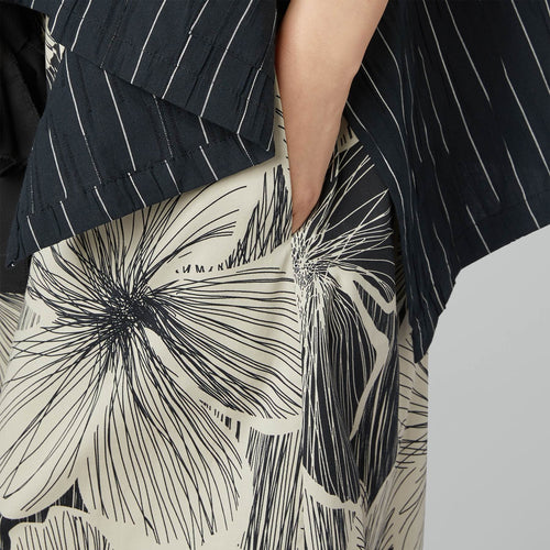 PANTALONI CON STAMPA FLOREALE