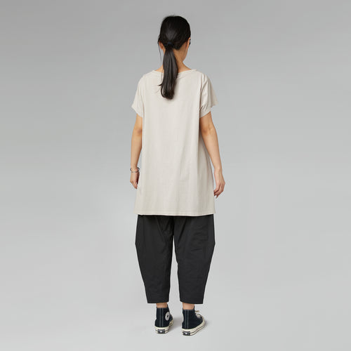LE PANTALON SE RESSERRE A LA CHEVILLE