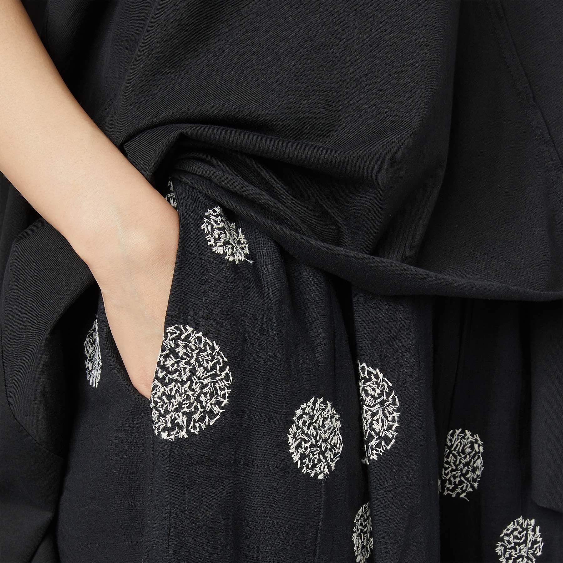 PANTS WITH POLKA DOTS EMBROIDERY