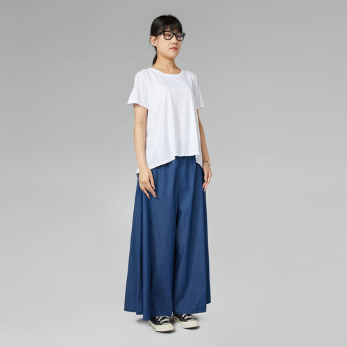 T-SHIRT BASIC A MANICHE CORTE NERA