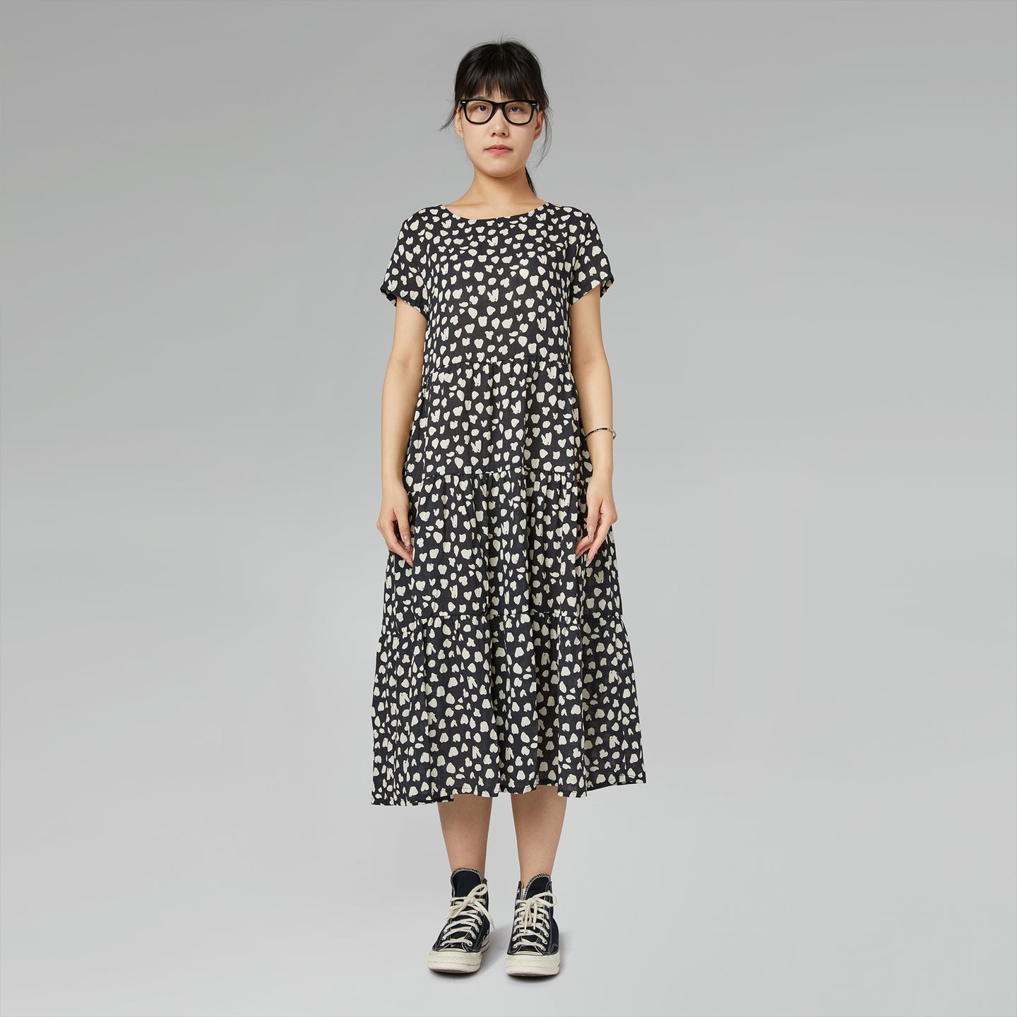 VESTIDO CON ESTAMPADO ABSTRACTO