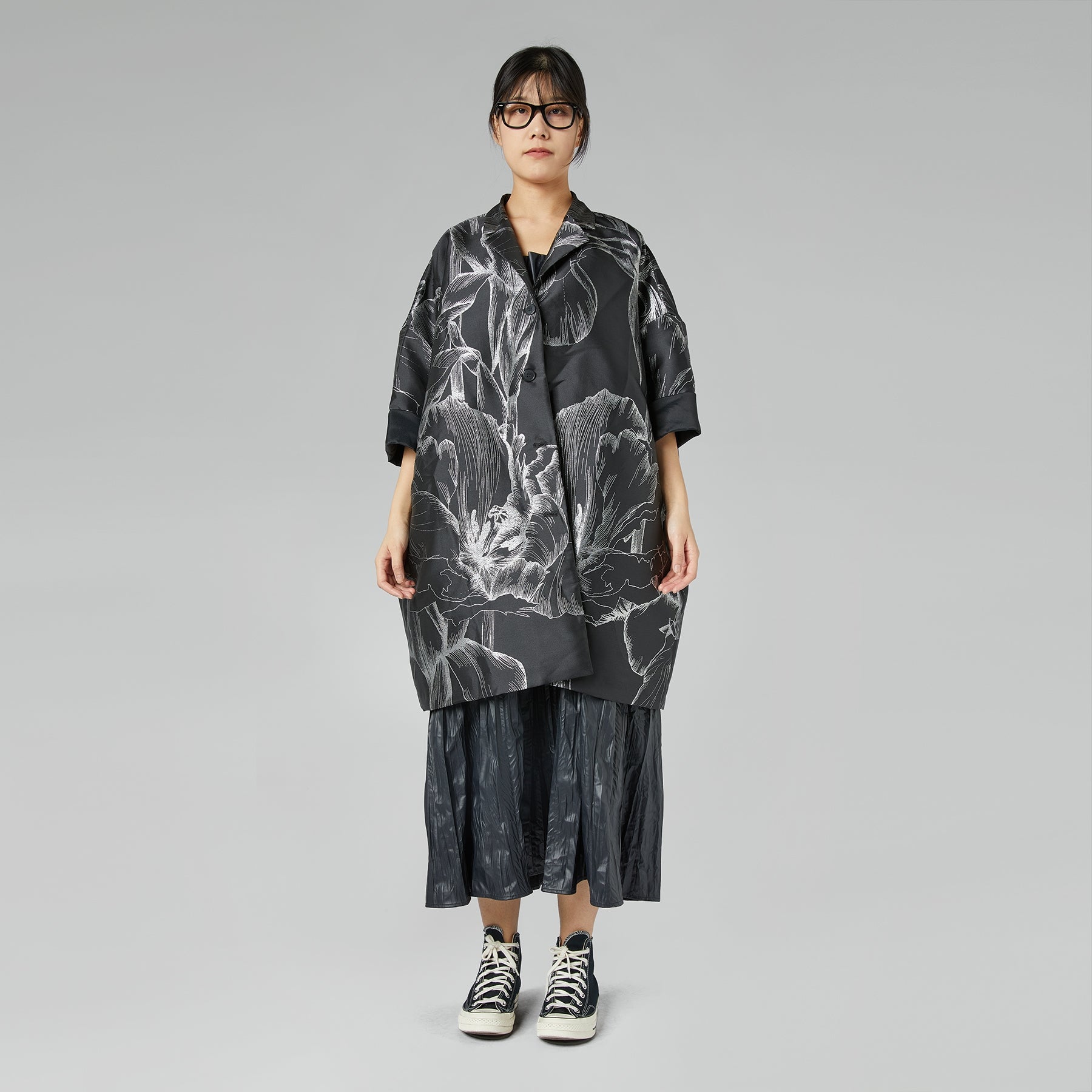 KIMONO JACKET WITH SILVER FLOWERS