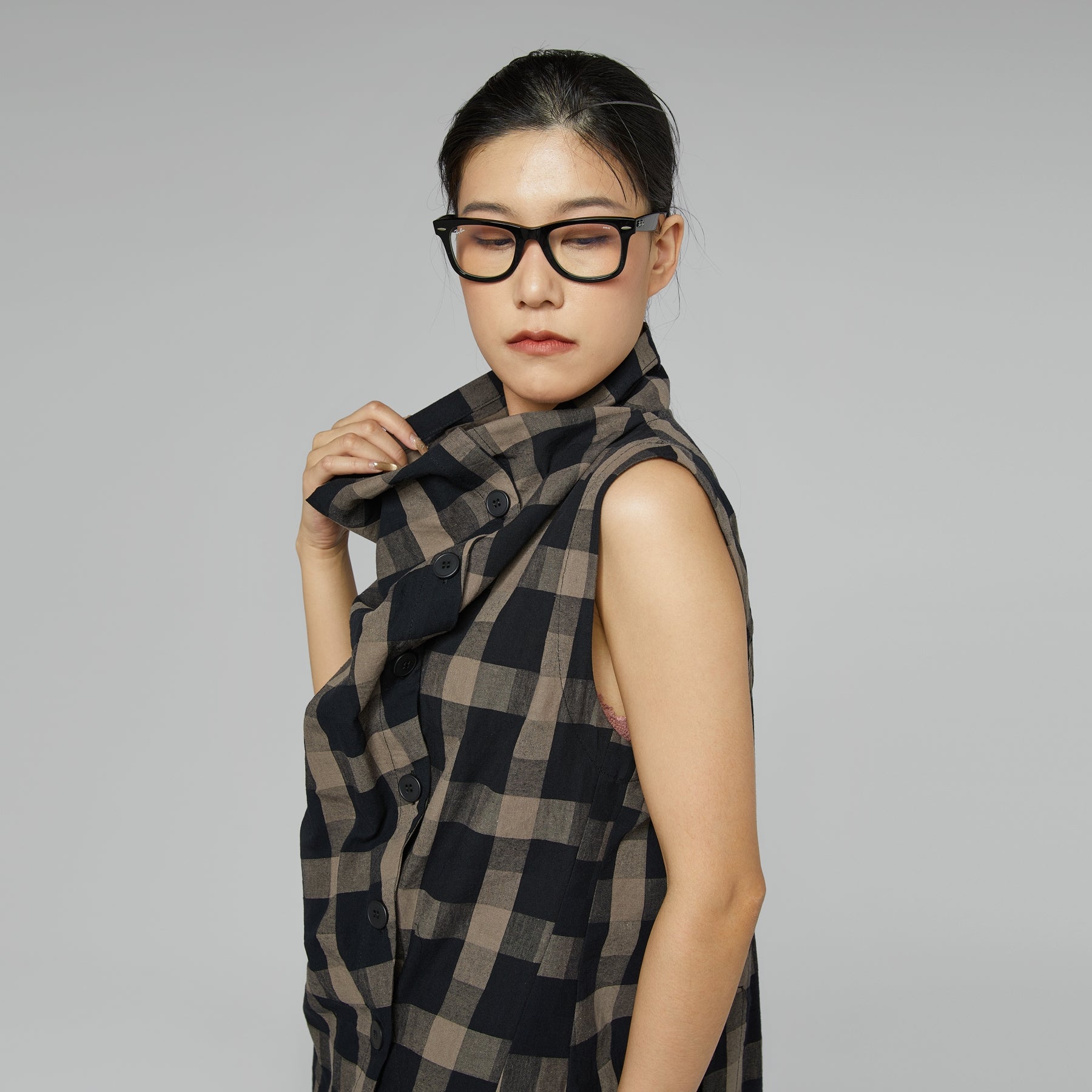 CHALECO DESESTRUCTURADO A CUADROS