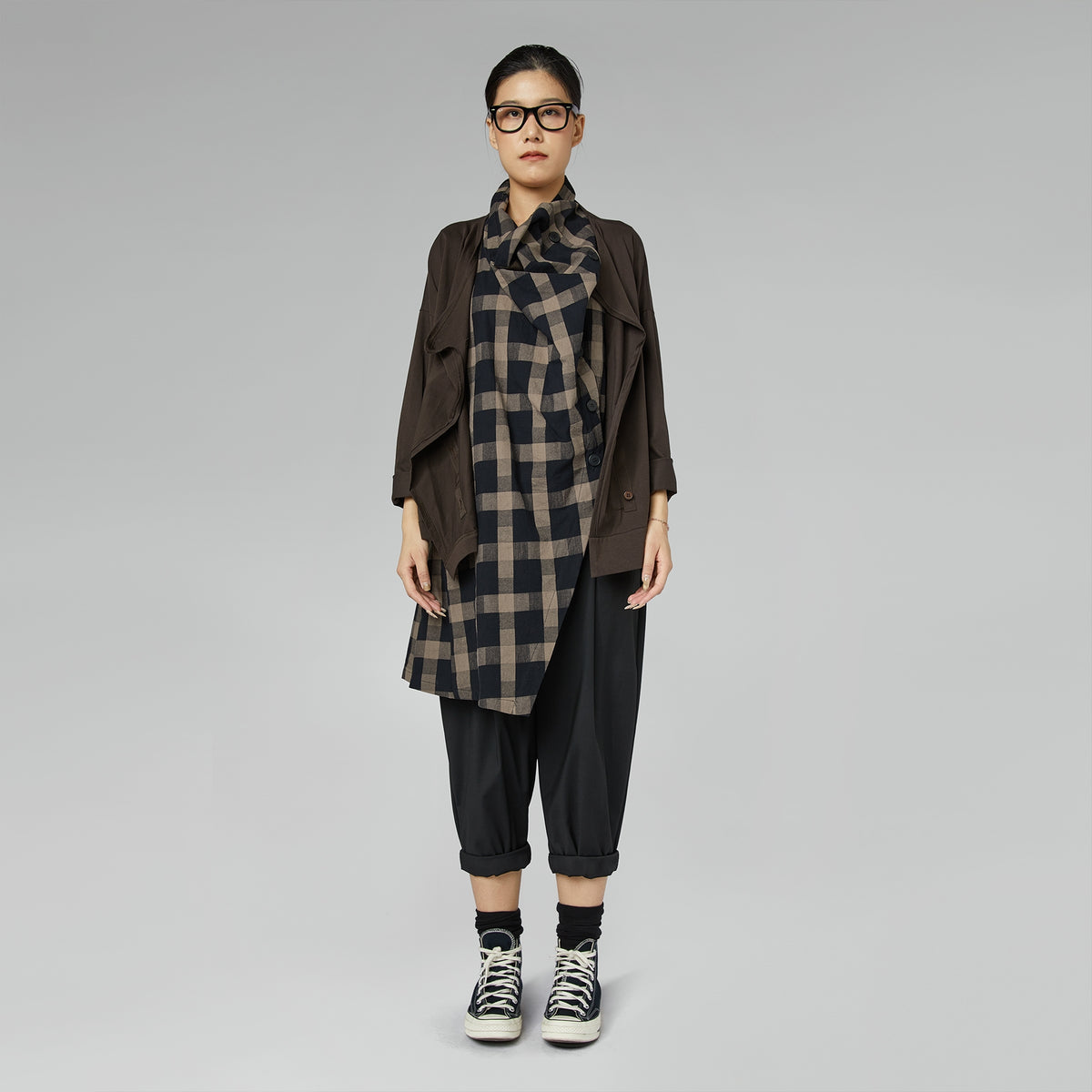 PANTALON AMPLES GRIS AVEC POCHES AVANT