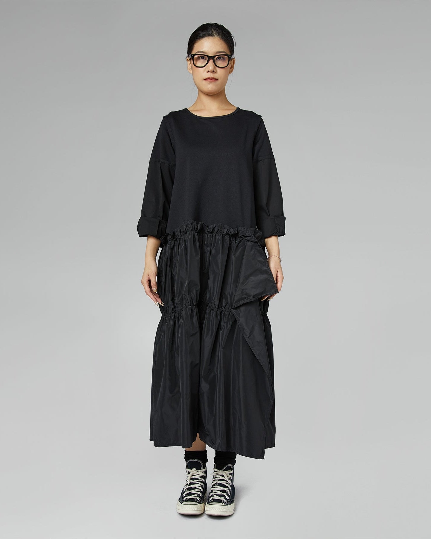 KLEID MIT ROCK AUS TAFT