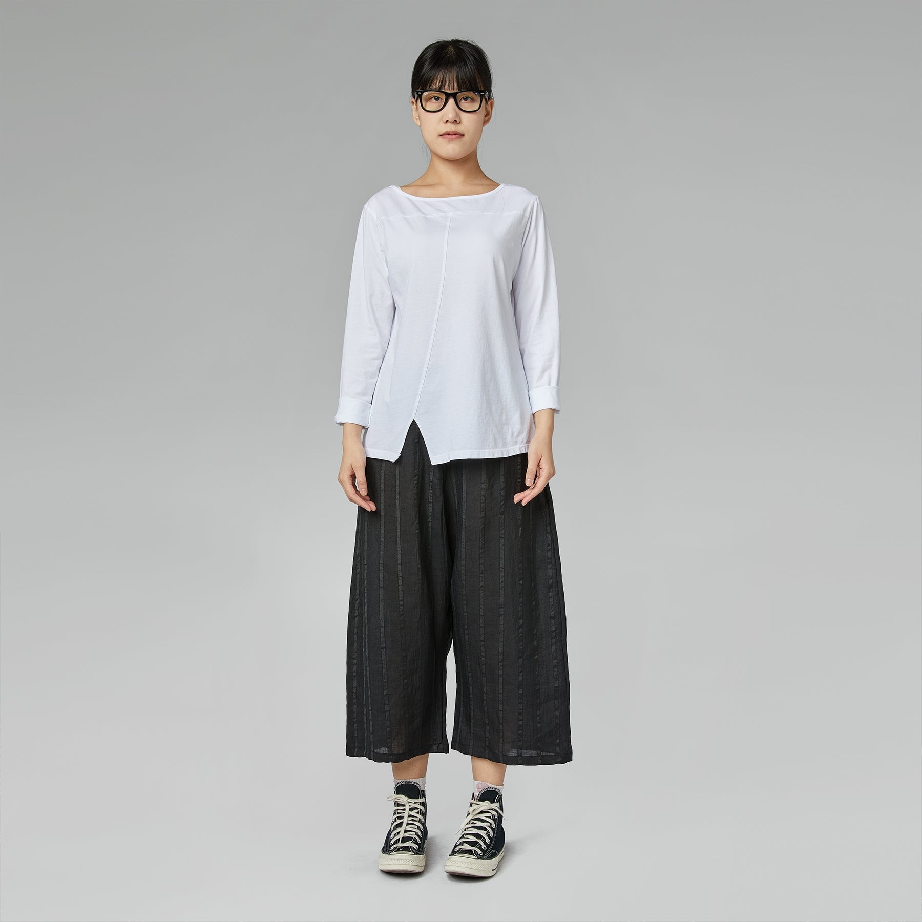 T-SHIRT IN COTONE CON SPACCO MARRONE