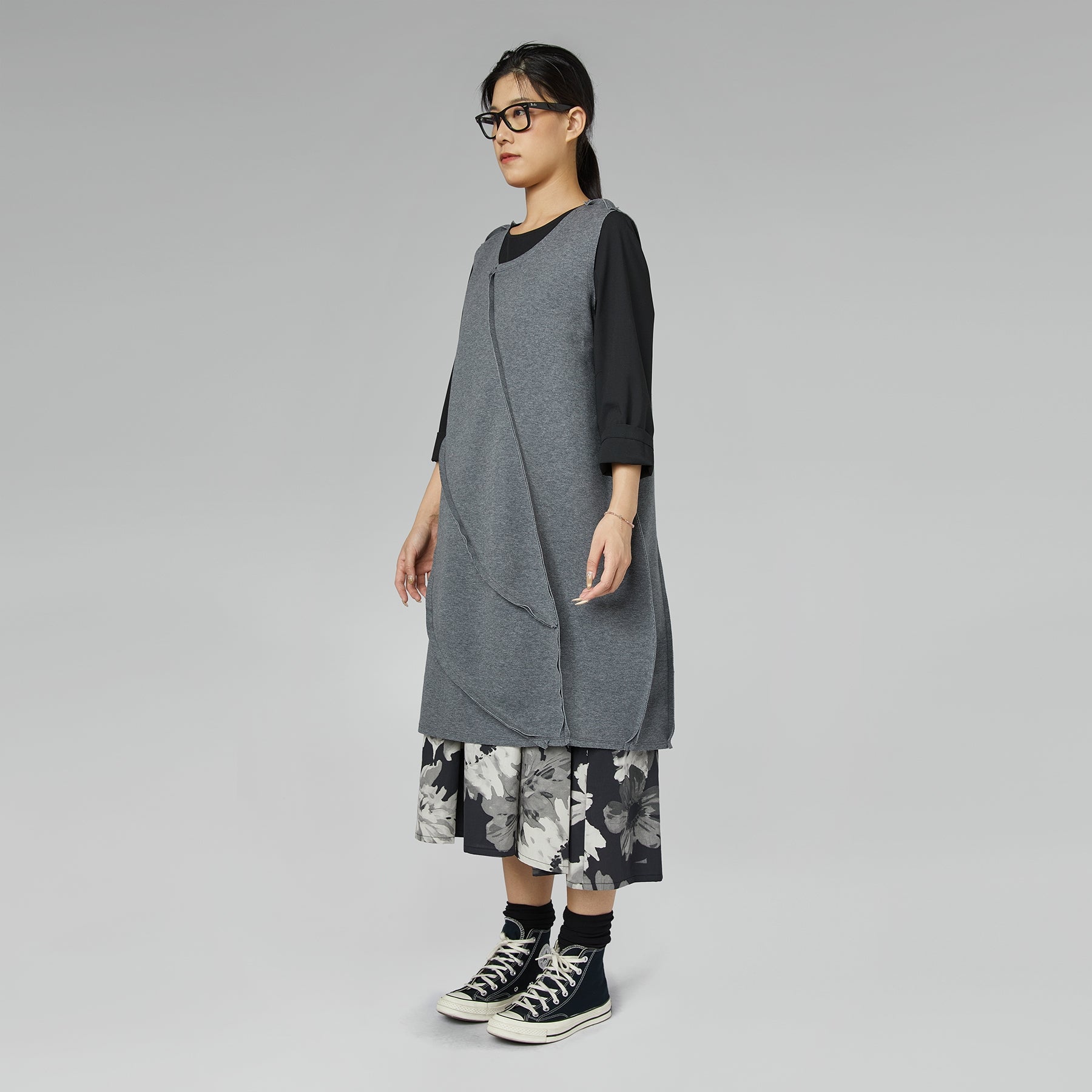 ABITO A PALLONCINO CON CUCITURE ESTERNE GRIGIO