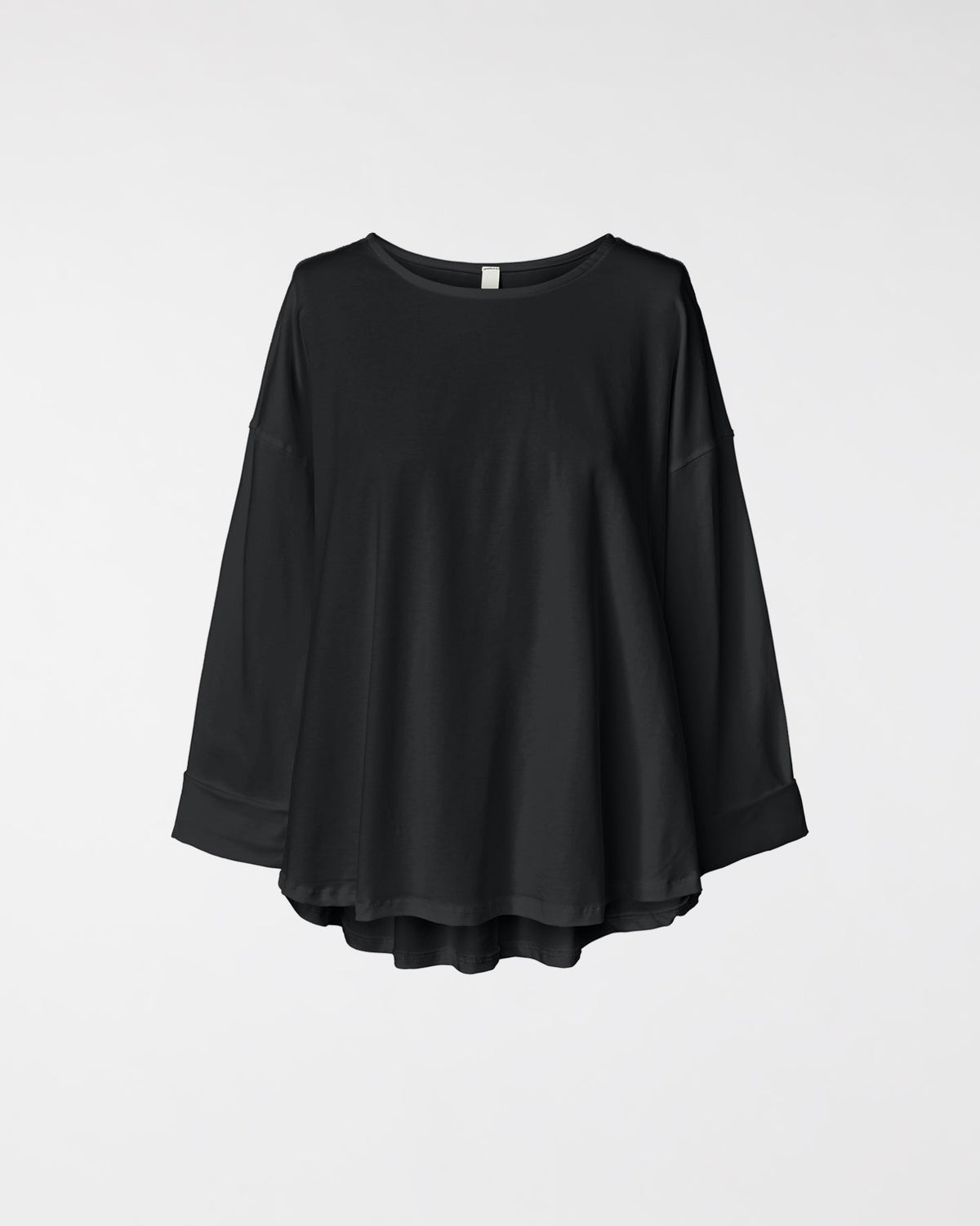 T-SHIRT WITH PLEATS ON THE BACK