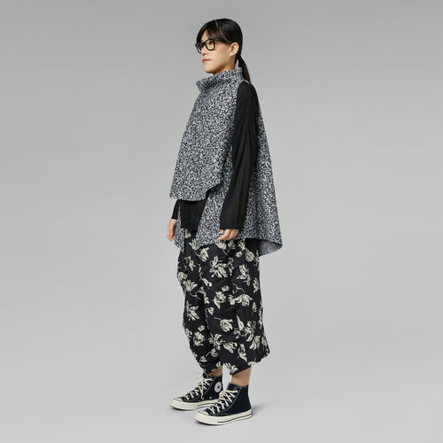 HIGH COLLAR BOUCLÉ VEST GREY