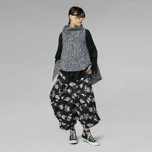 HIGH COLLAR BOUCLÉ VEST GREY