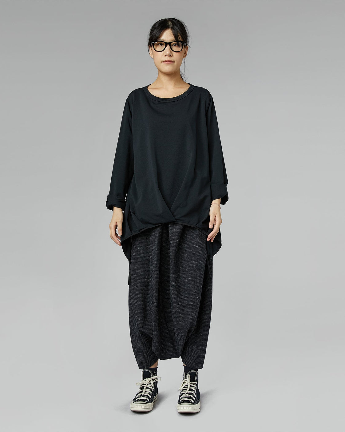 LIGHTWEIGHT SWEATSHIRT WITH PLEATED HEM