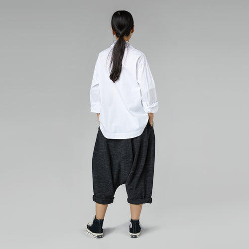 KOSZULA Z KIESZENIAMI APLIKOWANYMI NIEBIESKA