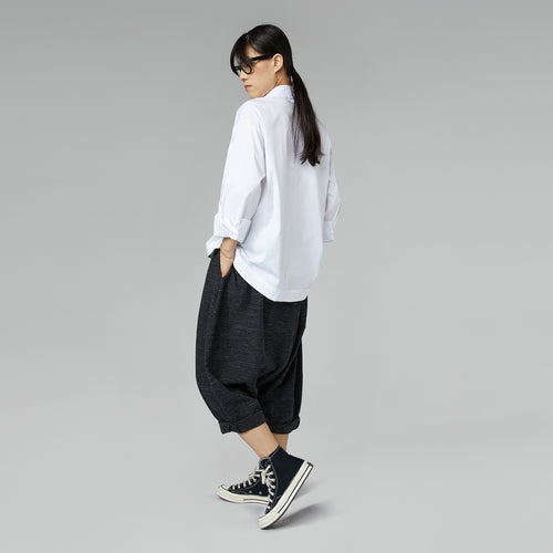 KOSZULA Z KIESZENIAMI APLIKOWANYMI NIEBIESKA